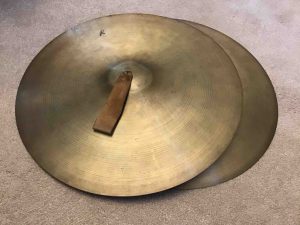 18 Inch A Zildjian crash cymbals (pair)